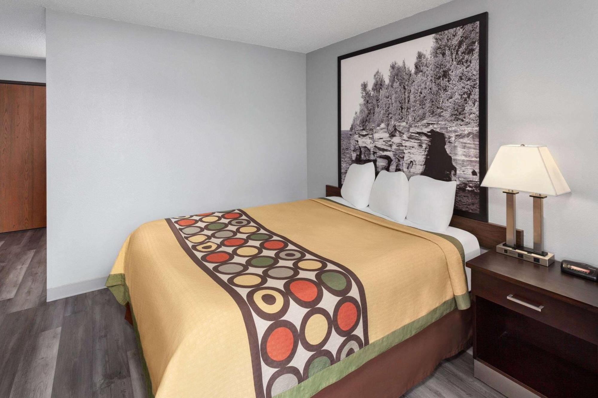 Super 8 By Wyndham Sun Prairie/Madison E Motel Ngoại thất bức ảnh