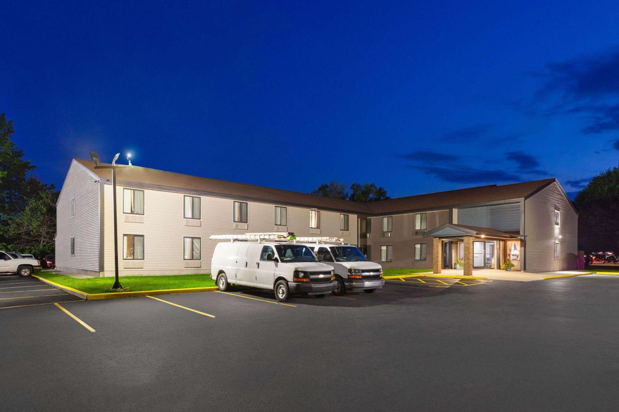 Super 8 By Wyndham Sun Prairie/Madison E Motel Ngoại thất bức ảnh